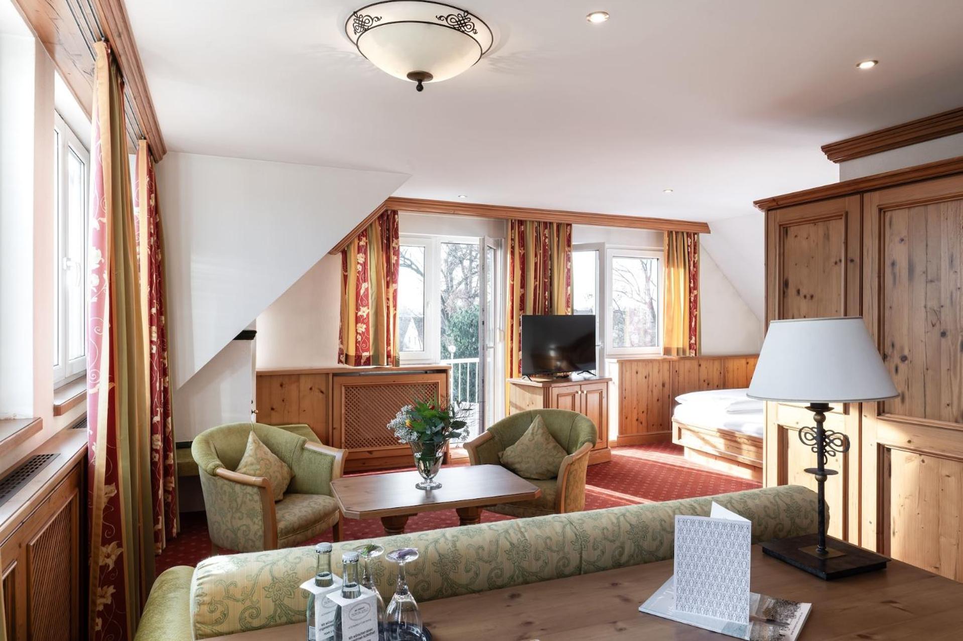 Landhotel 3Kronen Adelsdorf Eksteriør billede